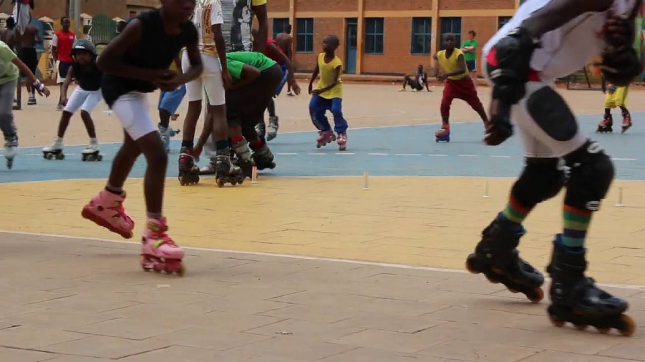 RWANDA HOPE CLUB SKATE STYLE