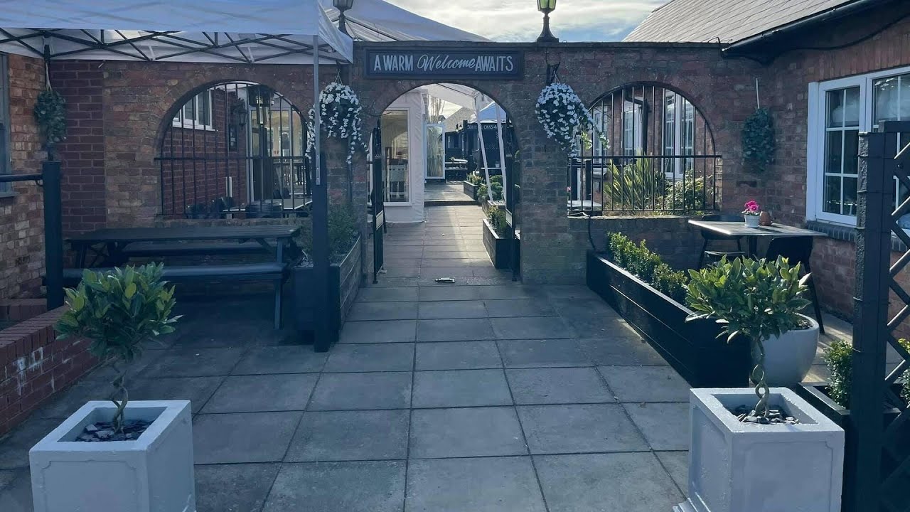 The Knife and Cleaver, Bedford, United Kingdom | Travel With Kiara