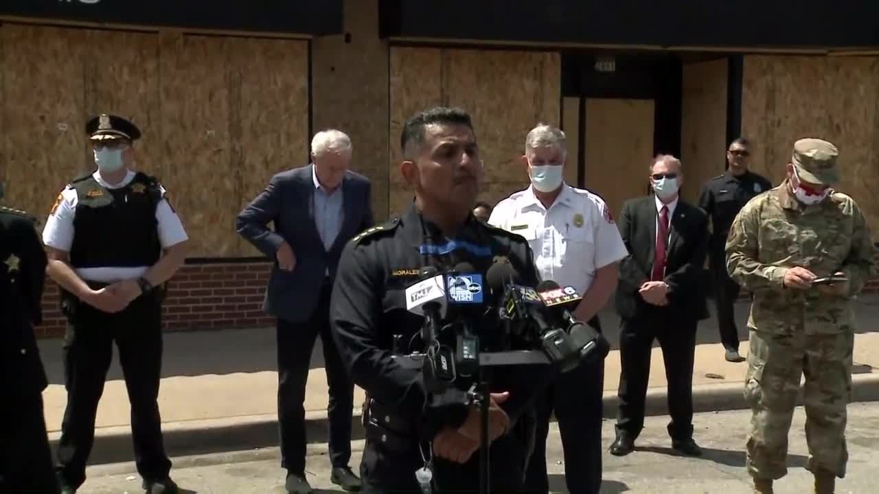 Milwaukee leaders make plea for peaceful protests