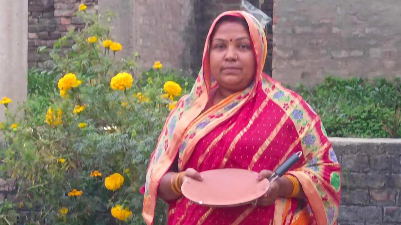 आई,बाजार से ससुर  जी की सब आनि  देलकिन 🌹