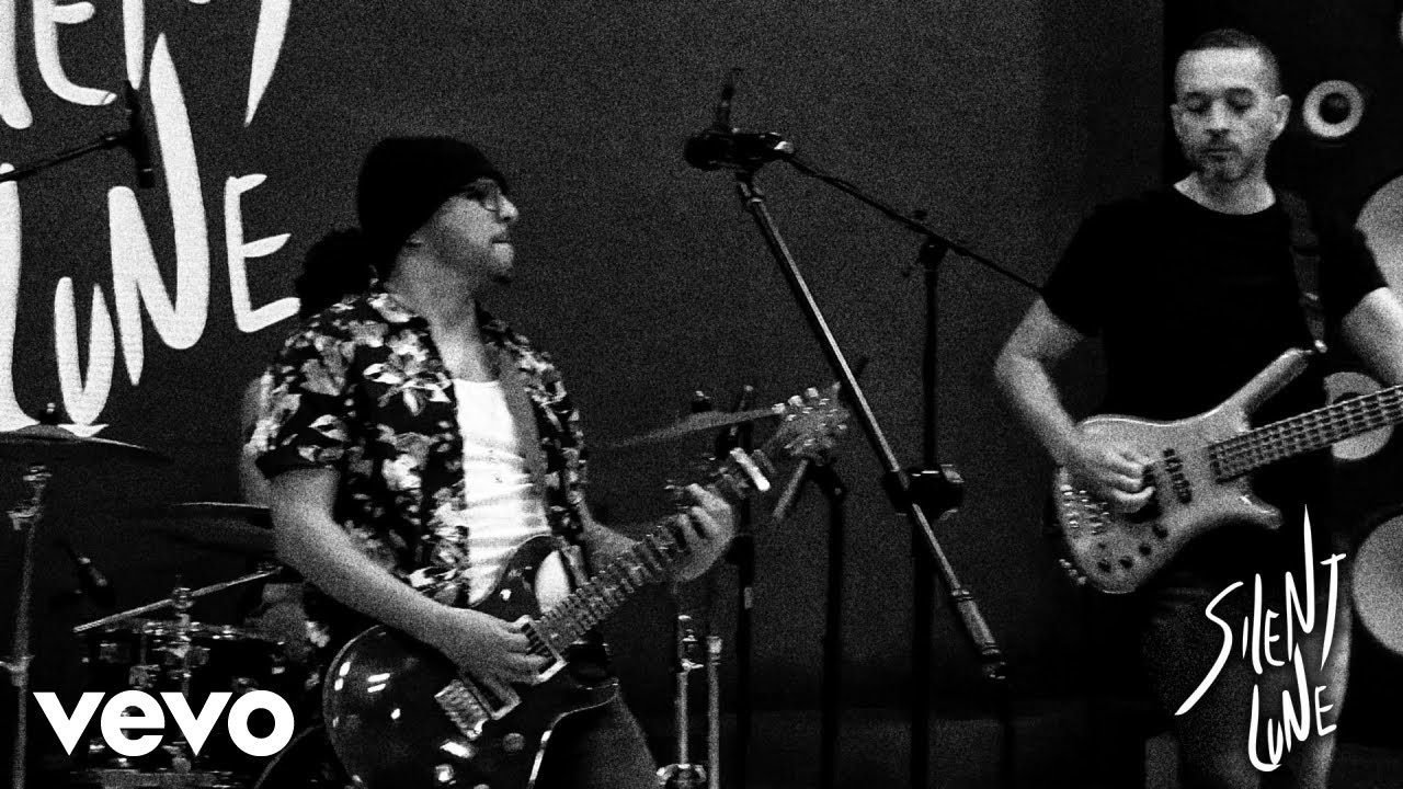 Silent Lune - The Scene (Live at Un Show de Diez)
