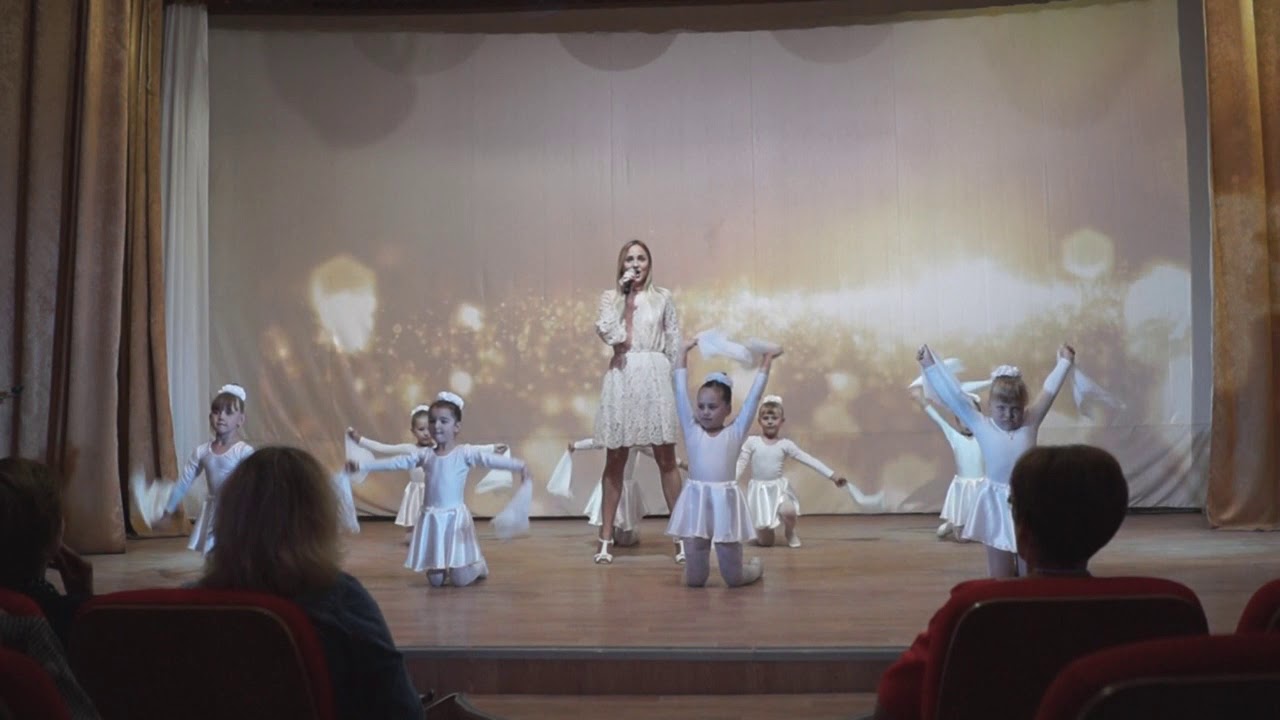 Танец девочек 