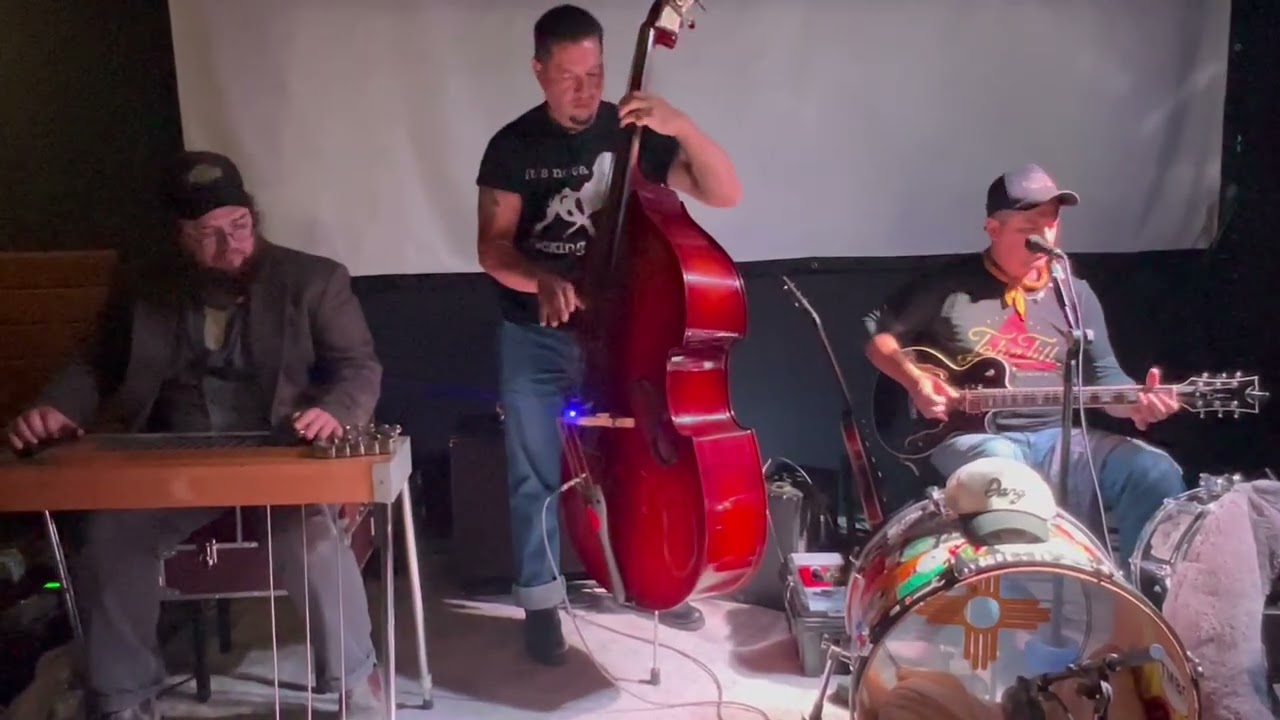 CW Ayon Duo with Simon Cropp doing “Out Here Running.” 3/7/26. 