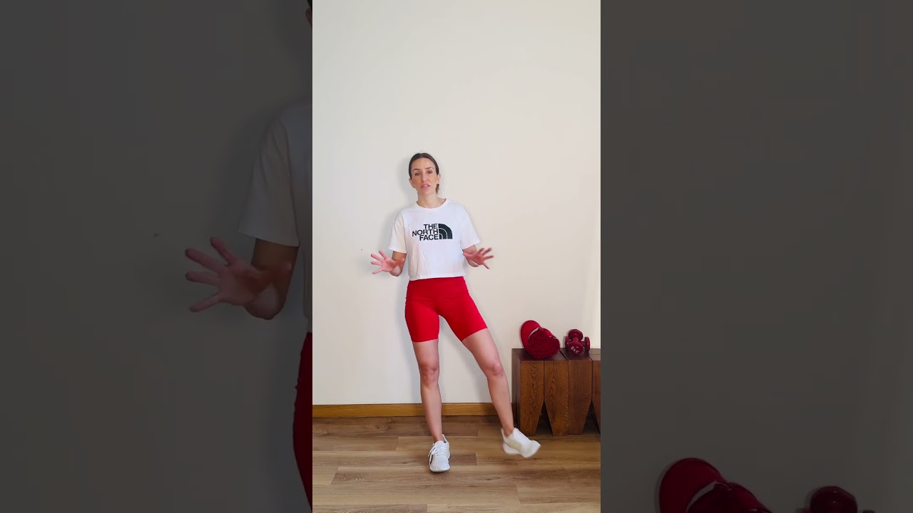 How to&hellip; curtsy lunge!! #activeandfit #homeworkouts