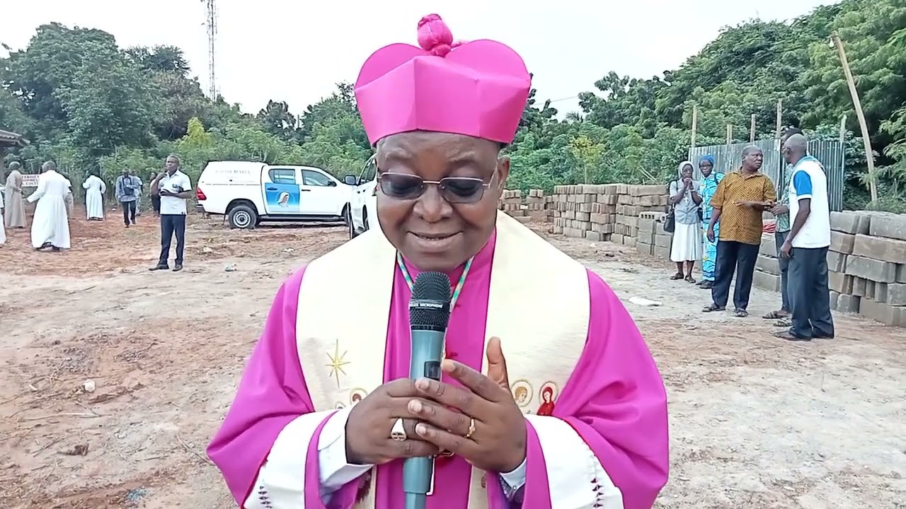 📣Bientôt la maison 🏠 des prêtres de l'archidiocèse de Lomé dédiée à Mgr Robert Casimir Dosseh.