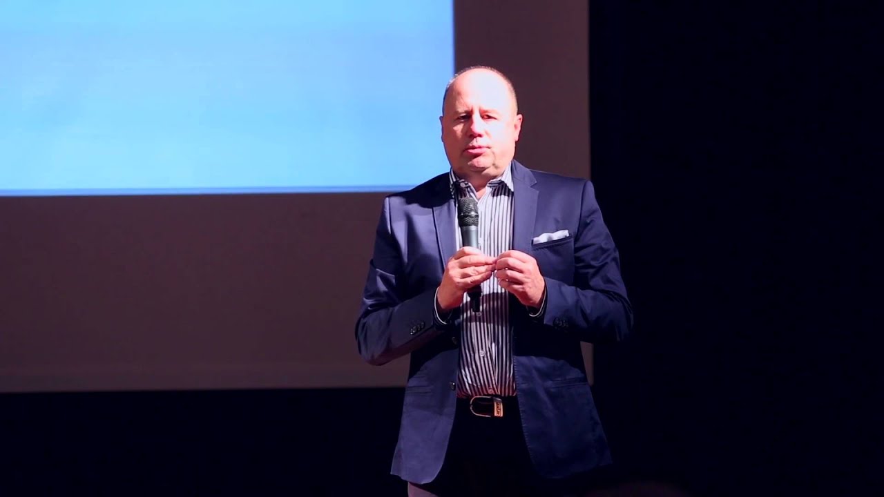 O czym zapomniała dziś szkoła | Witold Kołodziejczyk | TEDxKoninED