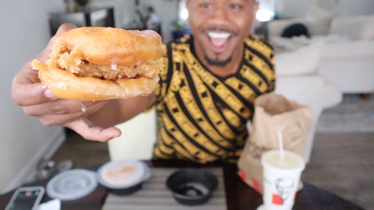 TRYING THE NEW KFC DONUT CHICKEN SANDWICH | Alonzo Lerone