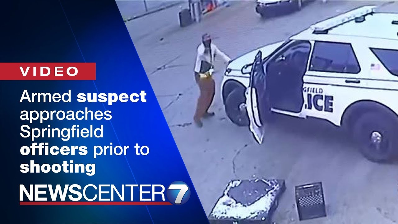 VIDEO: Armed suspect approaches Springfield officers prior to shooting | WHIO-TV