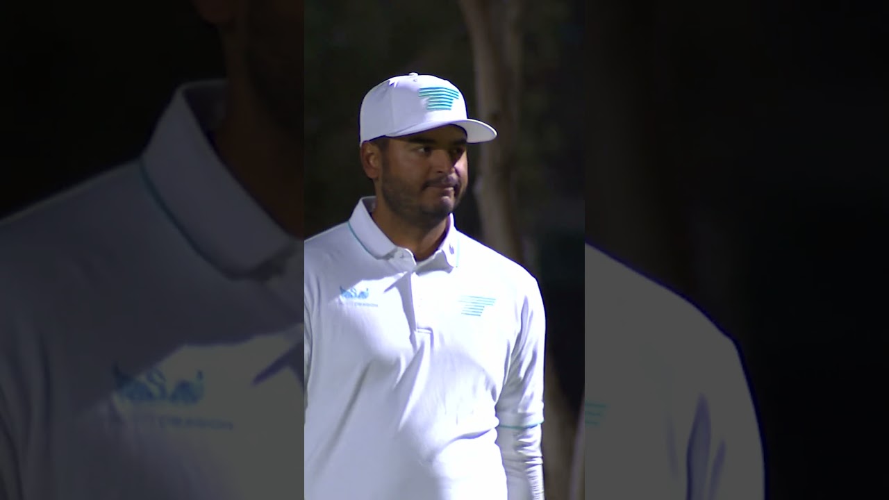 🚨 BACK-TO-BACK BIRDIES in BATTLE FOR FIRST by Adrian Meronk & Sebasti&aacute;n Mu&ntilde;oz 🤯 #liv #golf #birdie