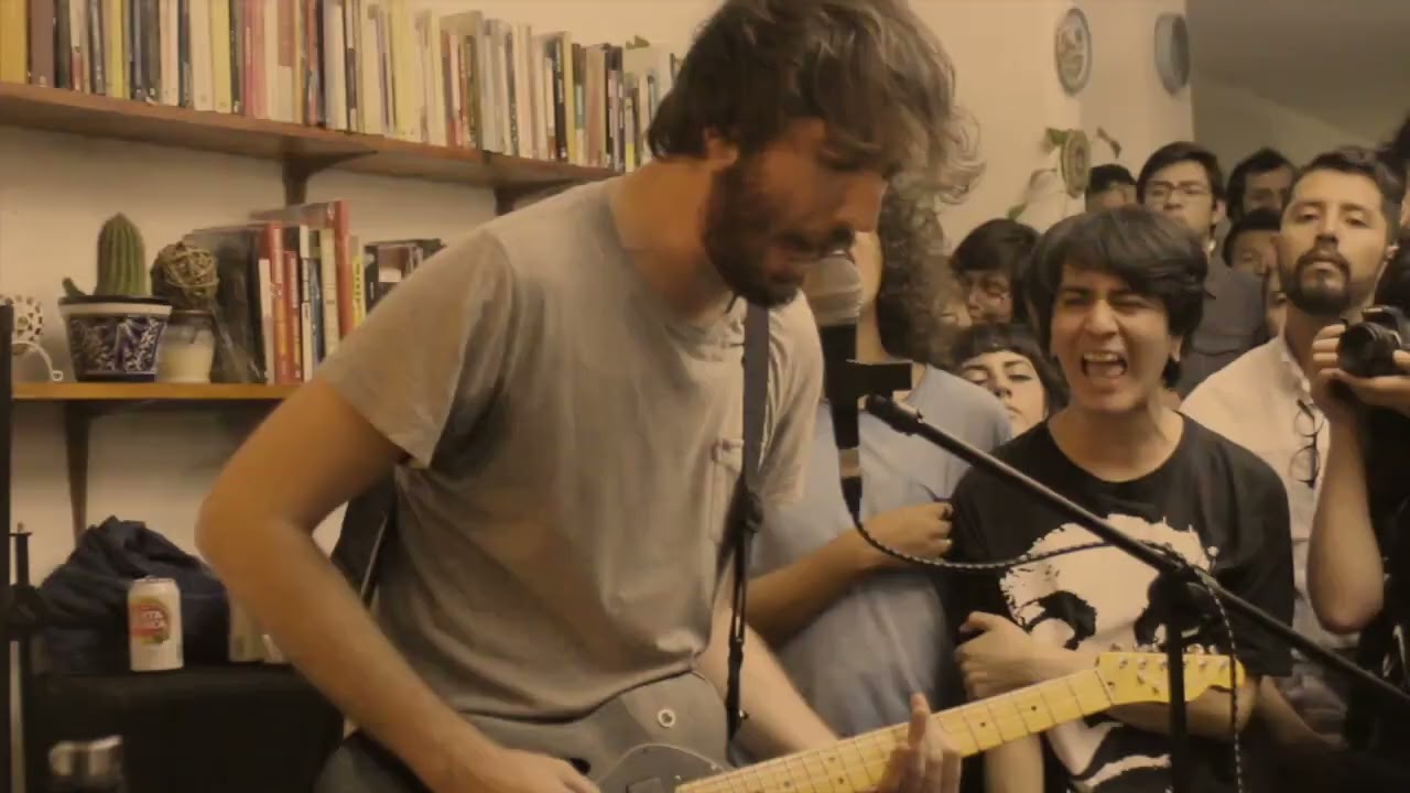 Viva Belgrado - Pleiades/Pasaportes (en vivo) House Show