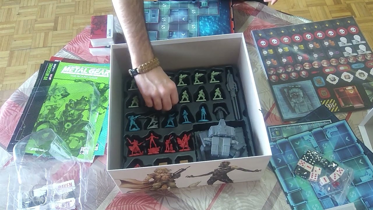 Unboxing de Metal Gear Solid The Board Game en español!