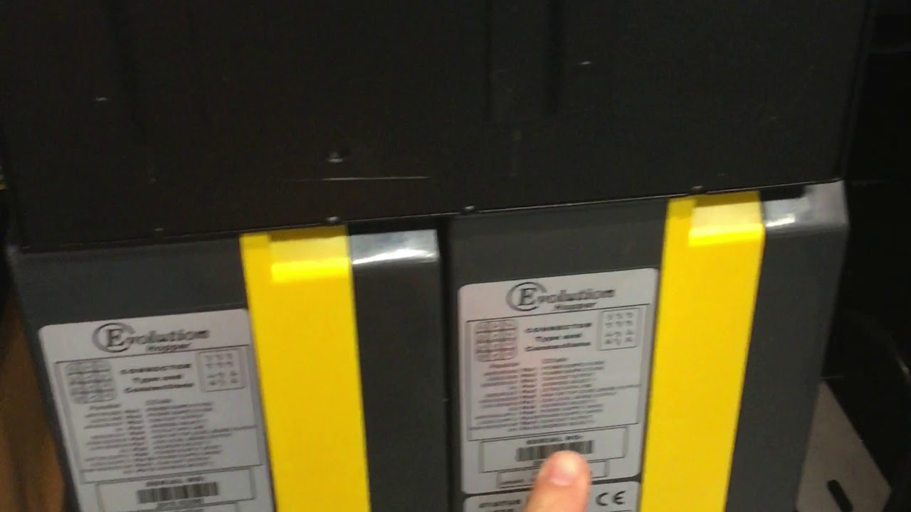 AC2225   Rear Load Banknote Coin Changer
