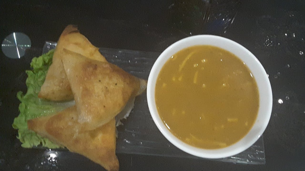Samoussas aux crevettes et curry 🍤