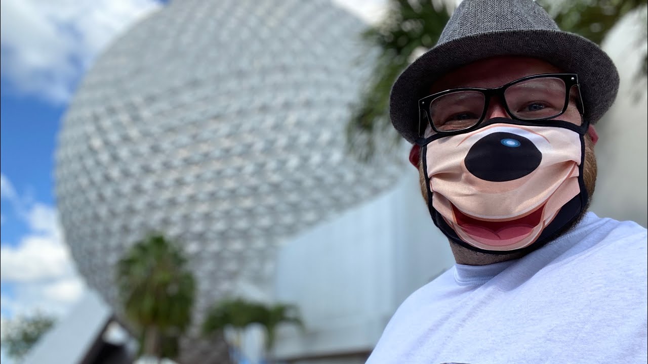 Disney's Epcot For Some Pizza At Via Napoli | Disney Dining Review | New Epcot Forever Magic Band