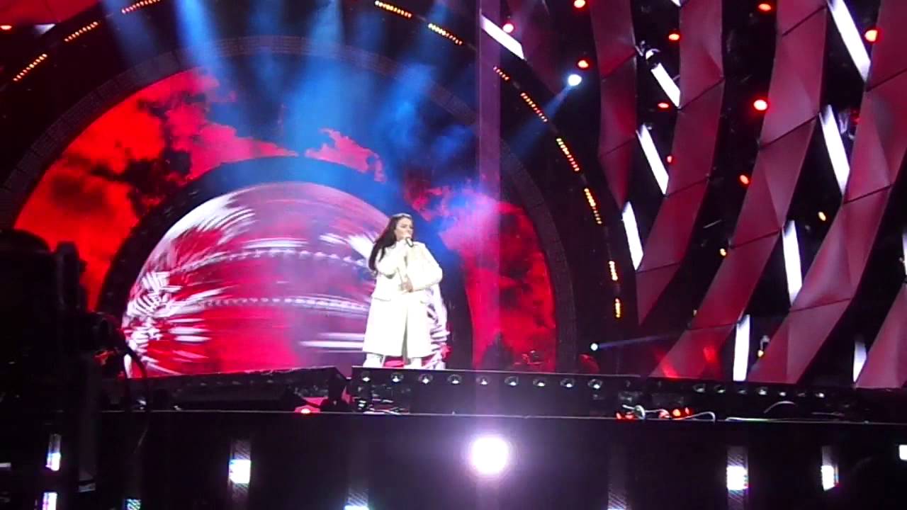 Ewa Farna - Ewakuacja / Znak ( Gdynia 31.12.2014 )