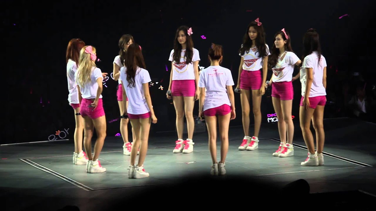 [Fancam][131110] SNSD Girls & Peace Tour in HK - Complete Encore (Fans) + ITNW