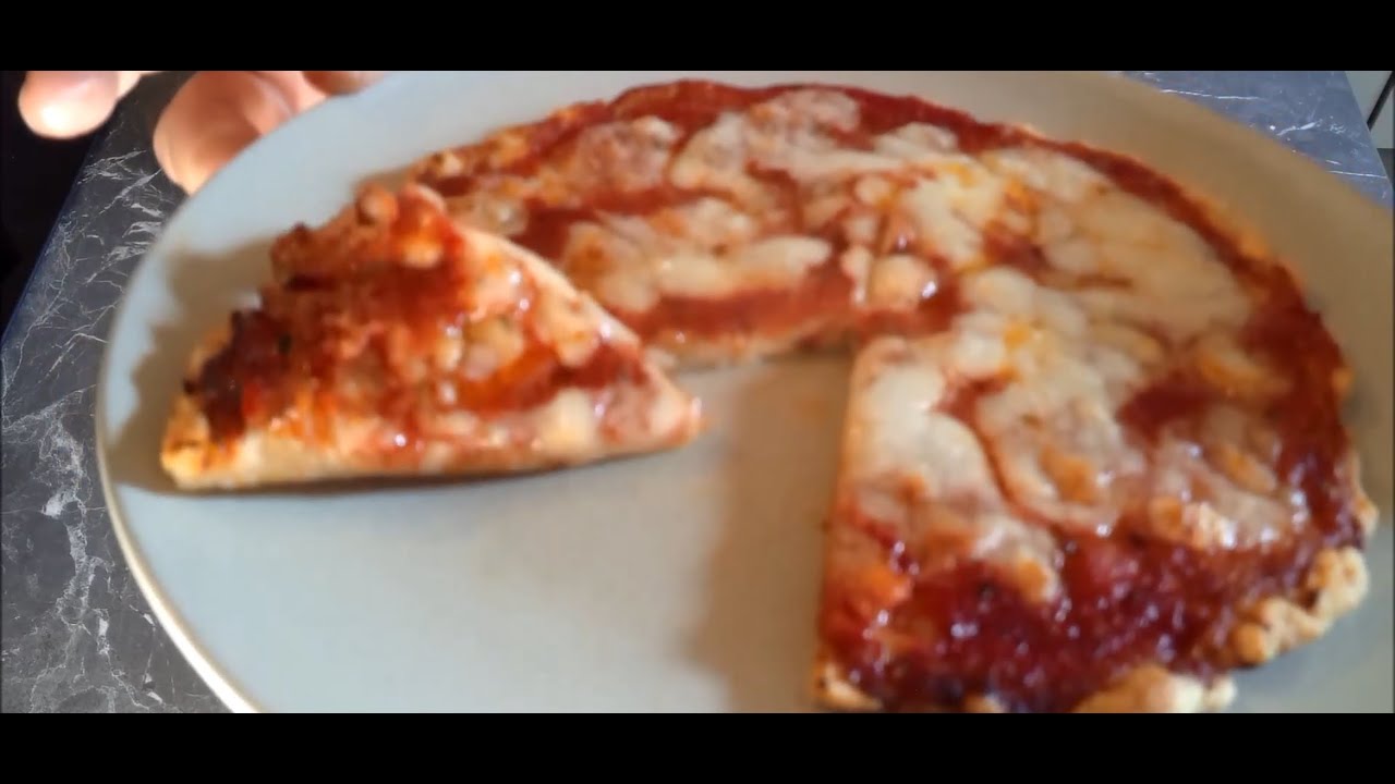 Pizza Chetogenica Tirata Sottile e Croccante. Pizza Low Carb. Ricetta Chetogenica #CucinaChetogenica
