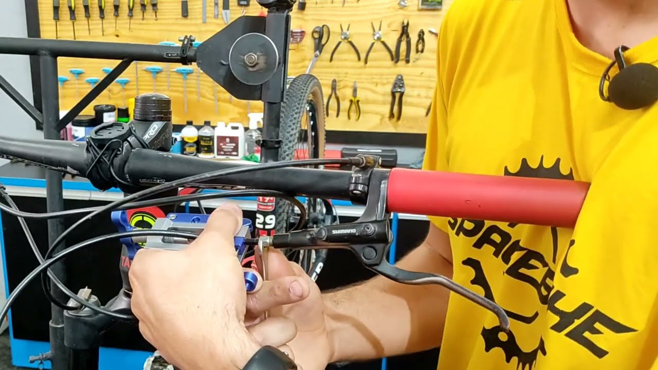 Como Cortar o Conduíte do Freio Hidráulico da Bicicleta 