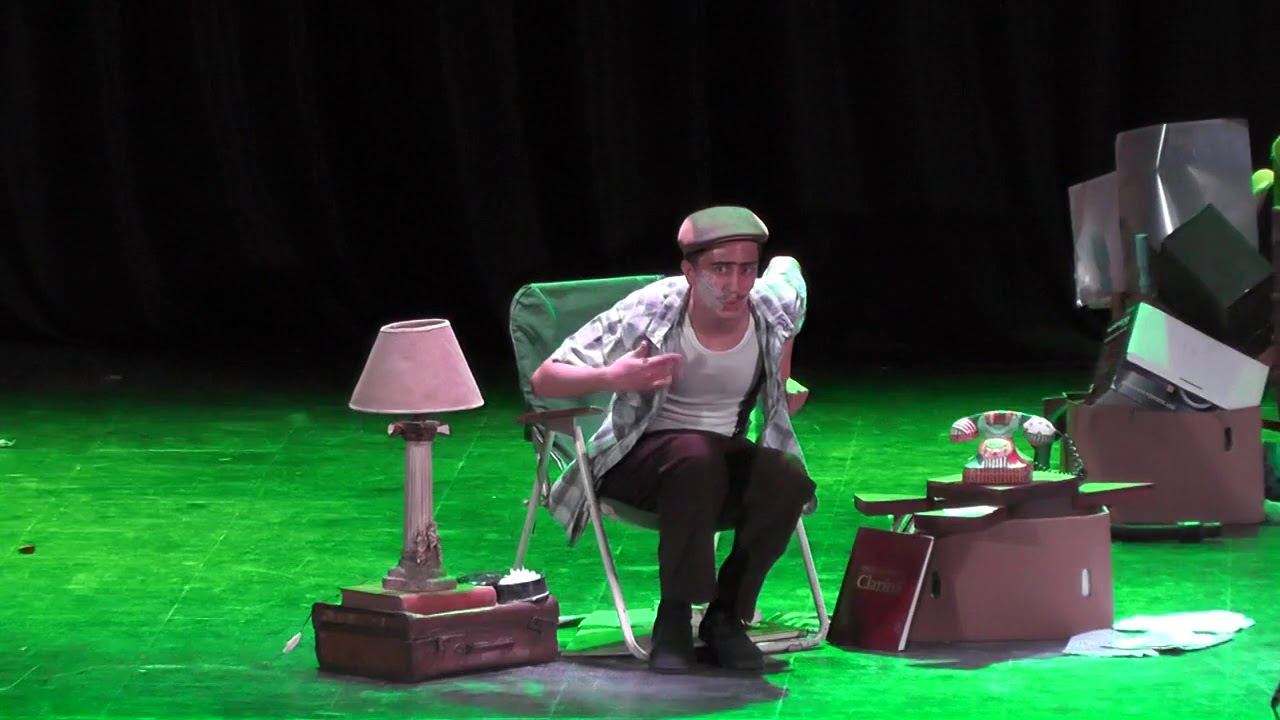 NORMAL - Comedia Unipersonal