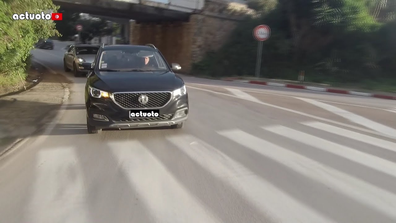 Actuoto: MG ZS, London Noria. Sur Route (3/3) موريس قاراج زاد اس