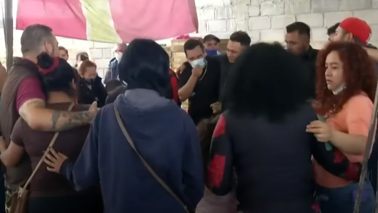 Familia recibe apoyo tras muerte de familiar en L12 del Metro