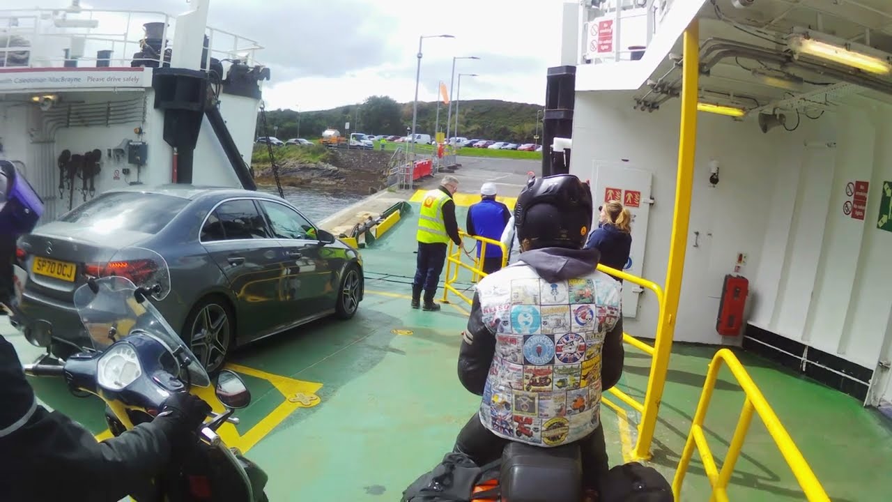 Vespa Scooterists Arrive in Millport