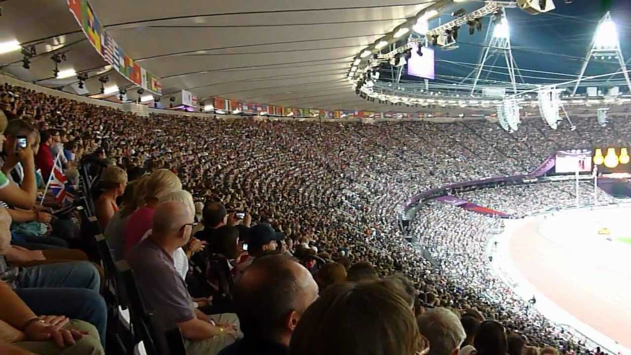 Massive Mexican Wave! - London 2012 Olympic Stadium