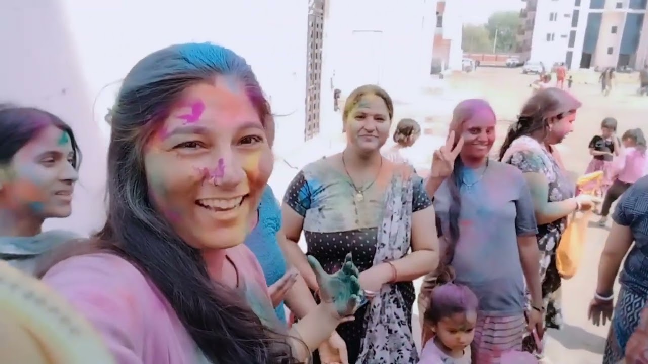 हमारी होली
