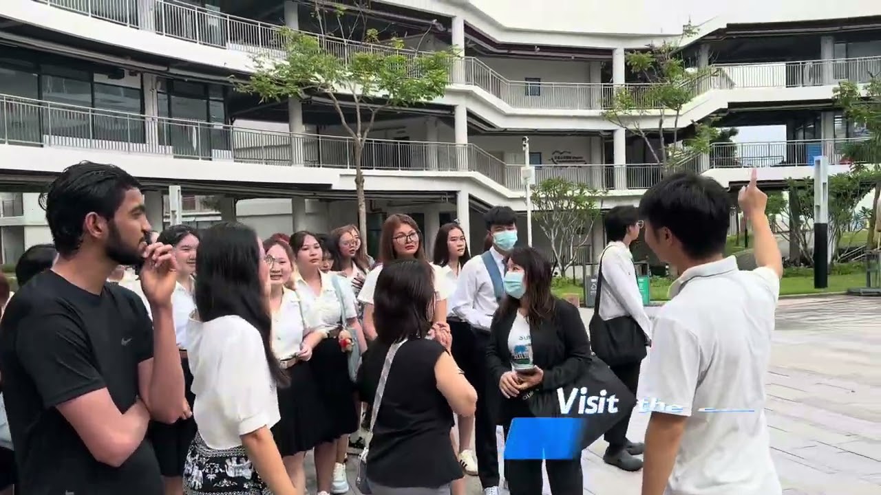 Arrival on BLCU Hainan Campus