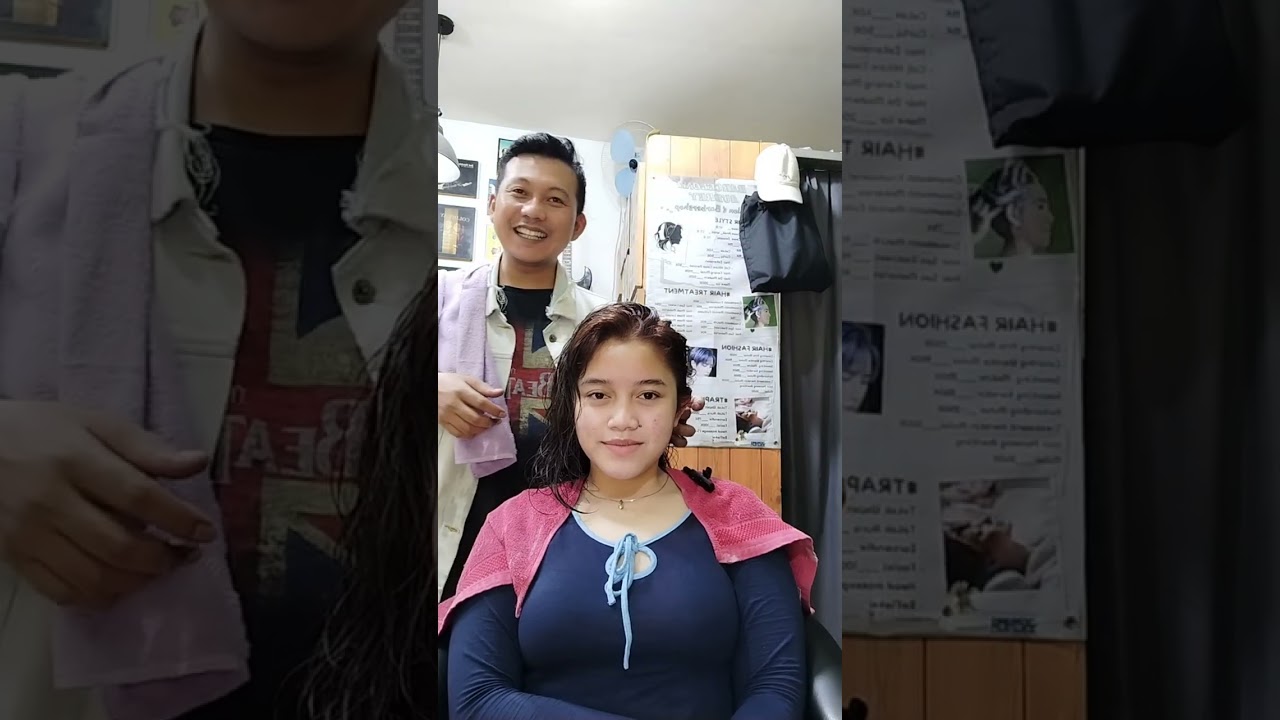 Kaka Dona ,Selesai Di Hair Coloring,Pengen Ngerasain di head masagge ,lumayan enak bikin merem melek