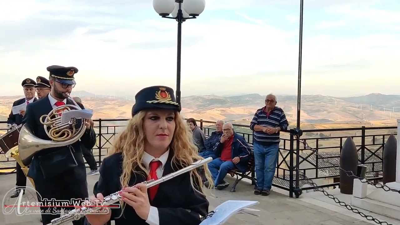 S.Agata di Puglia 2 Settembre 23 Cerimonia di intitolazione della Piazza al maestro Toni Santagata.