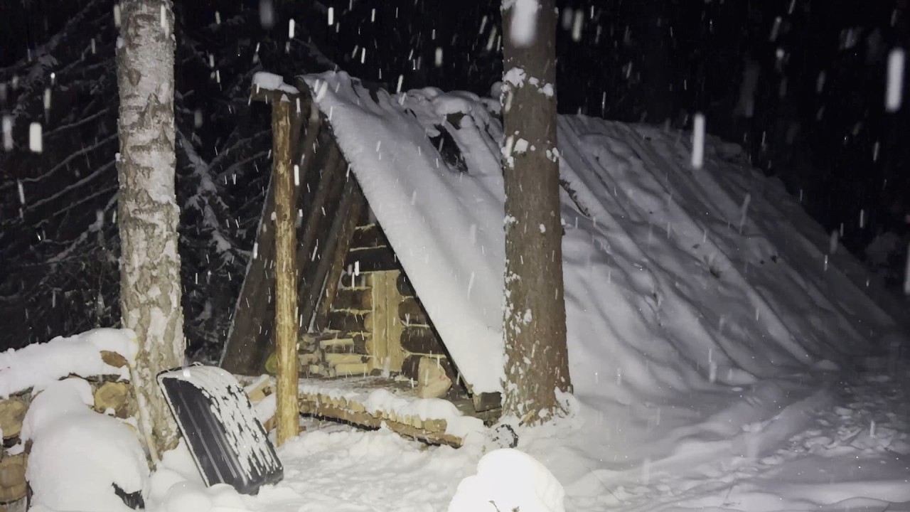 SNOWFALL CAUGHT ME IN A COZY CABIN ON CHRISTMAS NIGHT