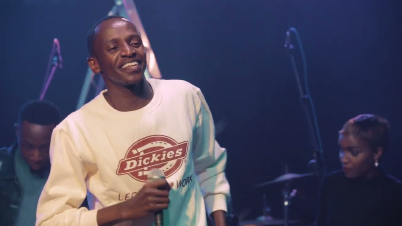 Muzabayo by Peter Gakunzi (Official video)live recording