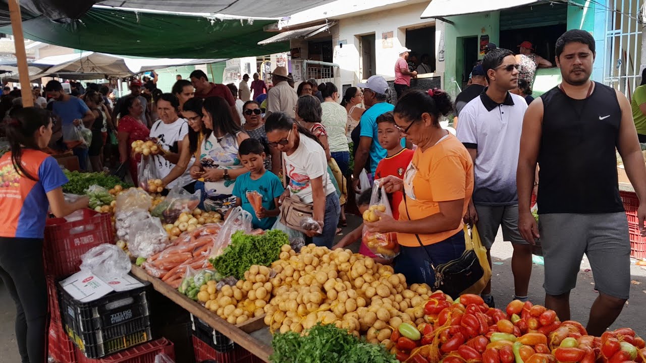Feira livre em Vertentes Pernambuco à melhor da região 14/02/2026.