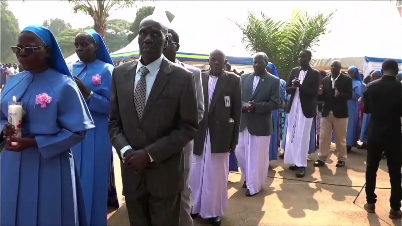 Mu bunaddini Katonda Yalonda - Bannabiikira Sisters