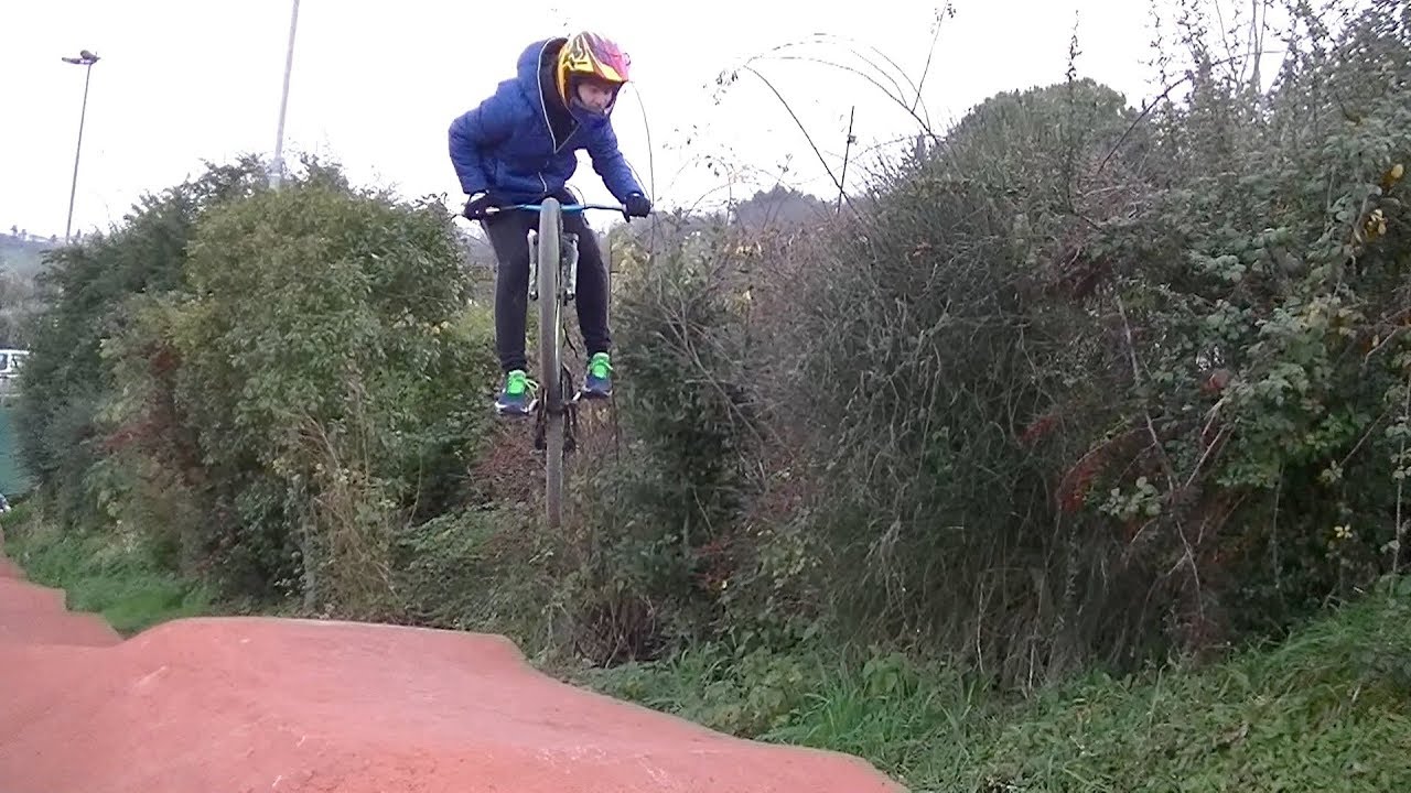 SFIDA SALTI IN MTB