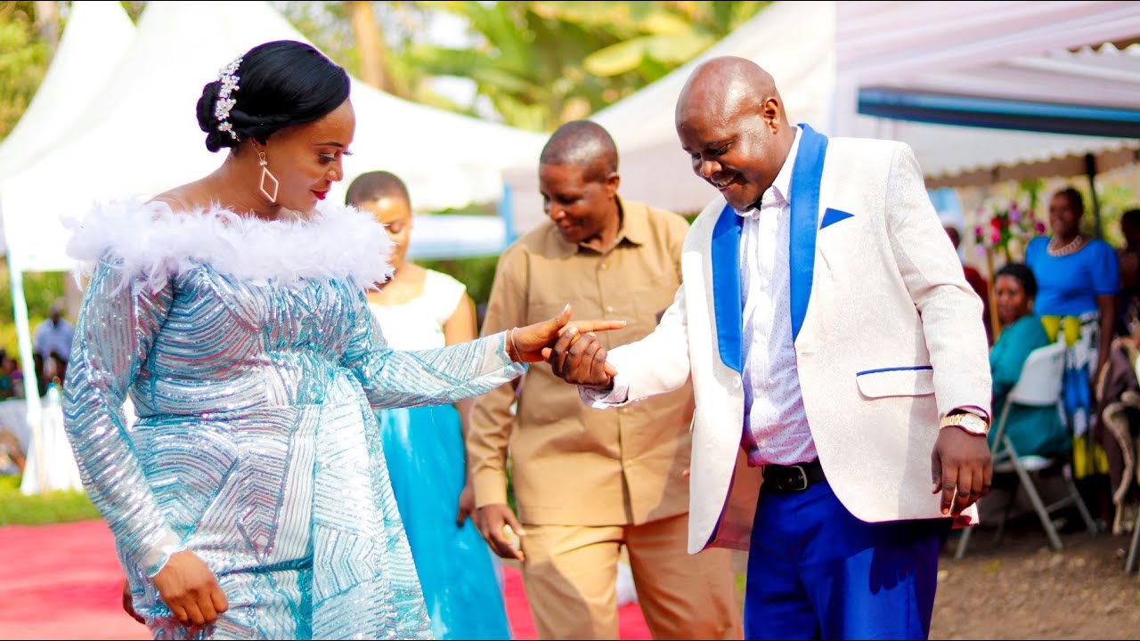 Sherehe ya kulipa mahari ya Edward na Grace Temu, Sanya Juu, Wilaya ya Hai - Tanzania. HD720