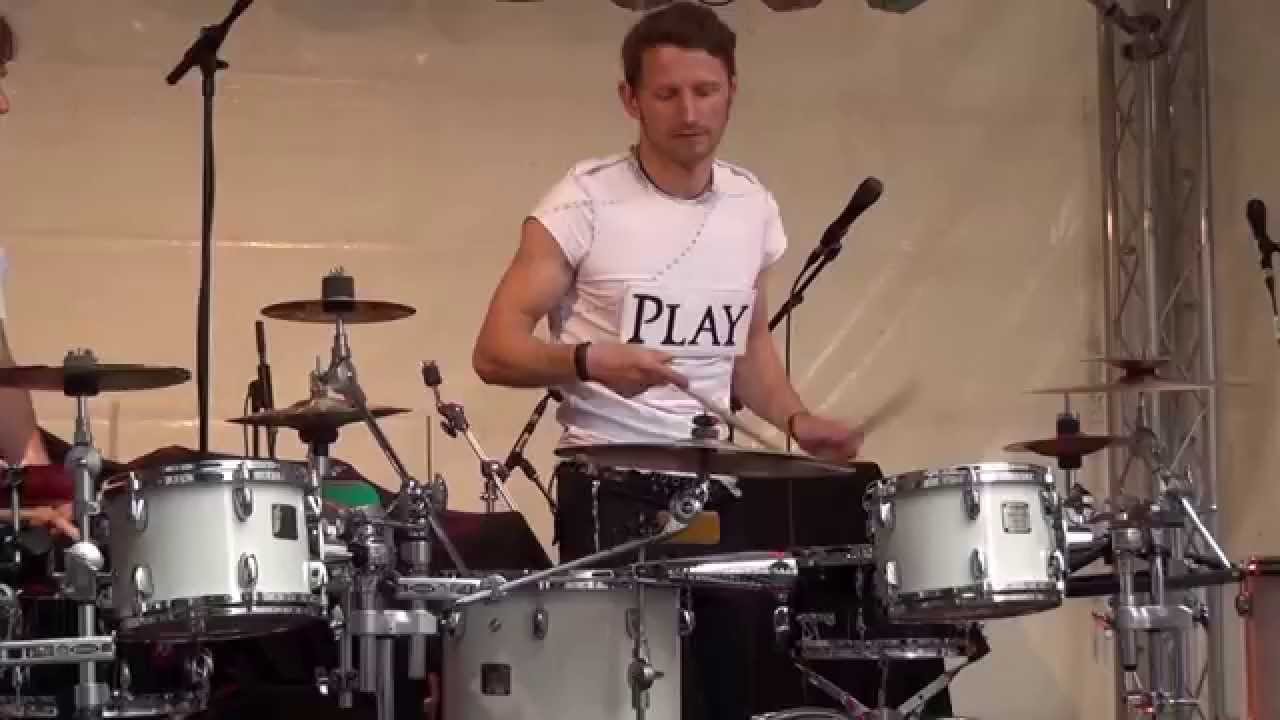 PLAYMOBEAT (live 2013)