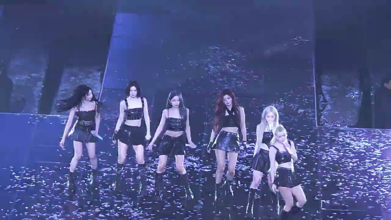 'KNOW ABOUT ME' 2025.11.29 NMIXX 1ST WORLD TOUR〈EPISODE 1: ZERO FRONTIER〉IN INCHEON