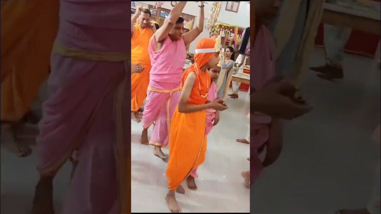 Kalash | Bhagwaan mahaveer Swami 🙏#ytshorts#kalash#jain#mahaveerswami#dashlakshan#jainmandir#jainism