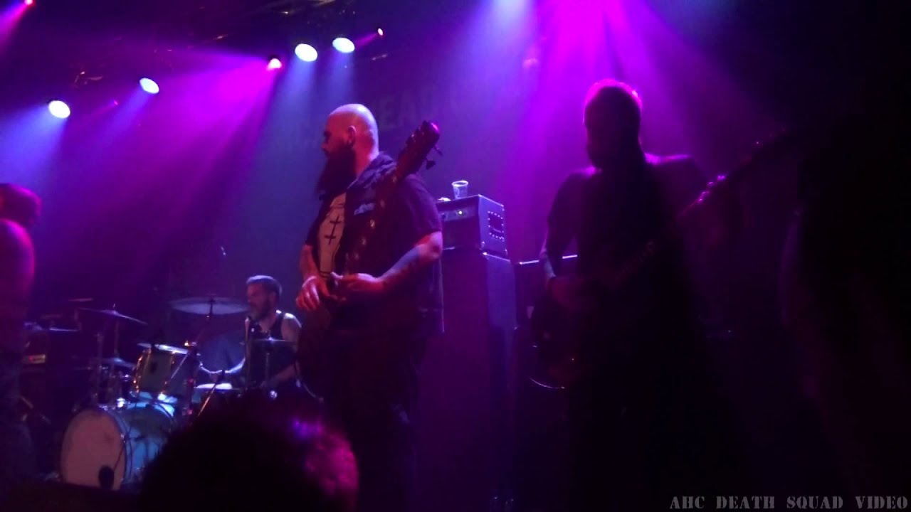 American Head Charge - Sand (Live 17-10-2014 NL)