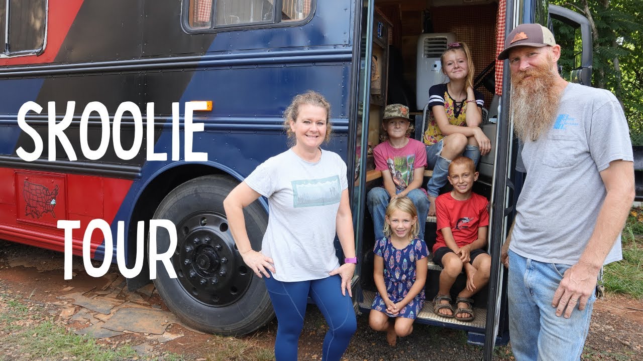Skoolie tour/// FULLTIME FAMILY OF 6 hits the road!!! /////