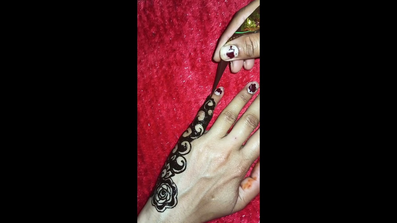 Simple mehndi designs 🏵️🍁🏵️