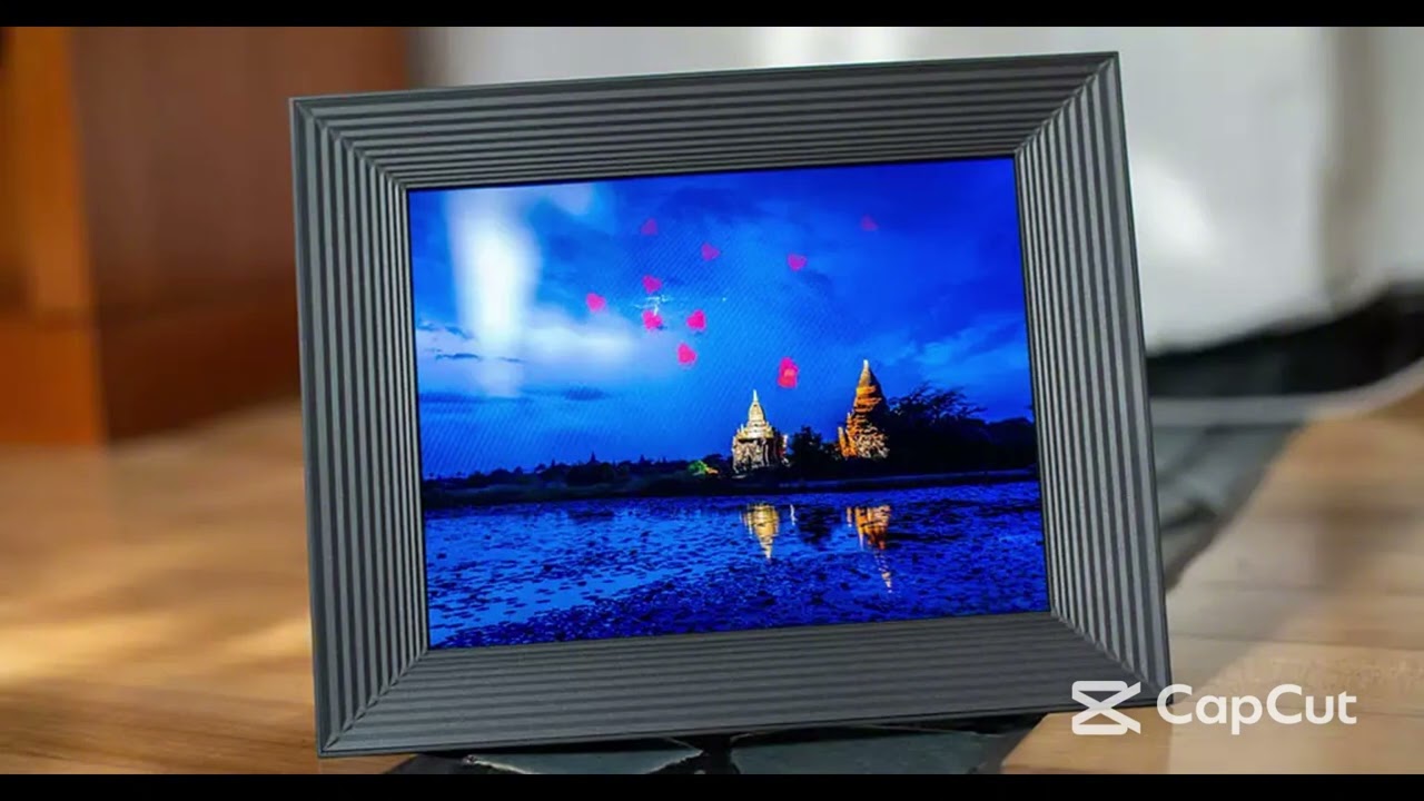 Aura Digital Picture Frame Review: The Best Smart Gift for Families in 2025?