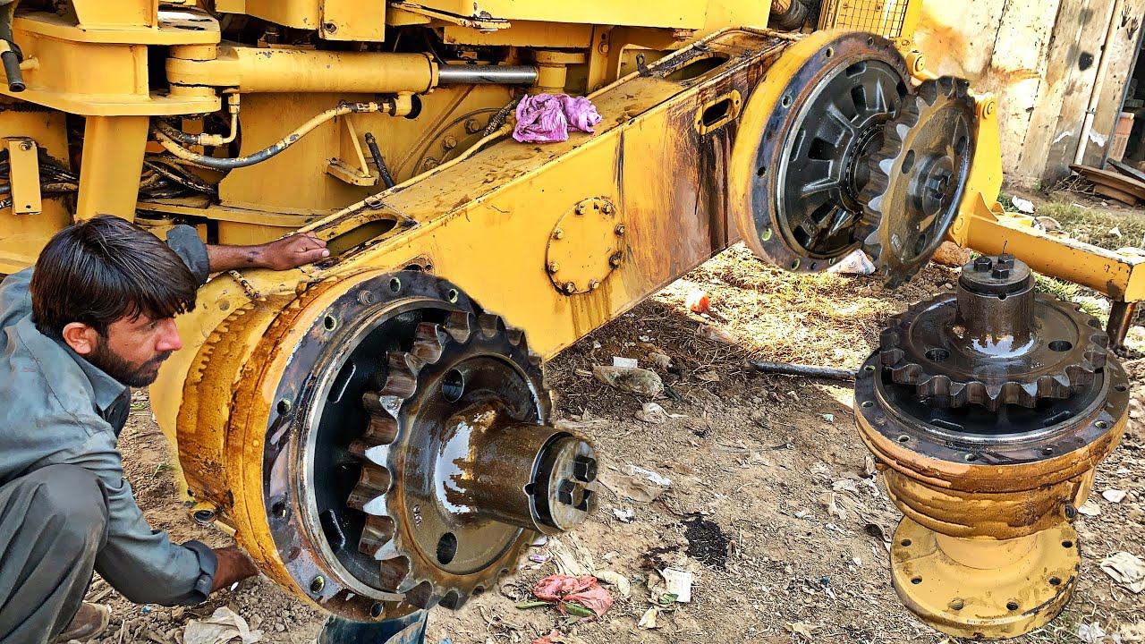 Amazing Rebuilding Process of Caterpillar Tandem | Repairing Caterpillar Tandem Differential System
