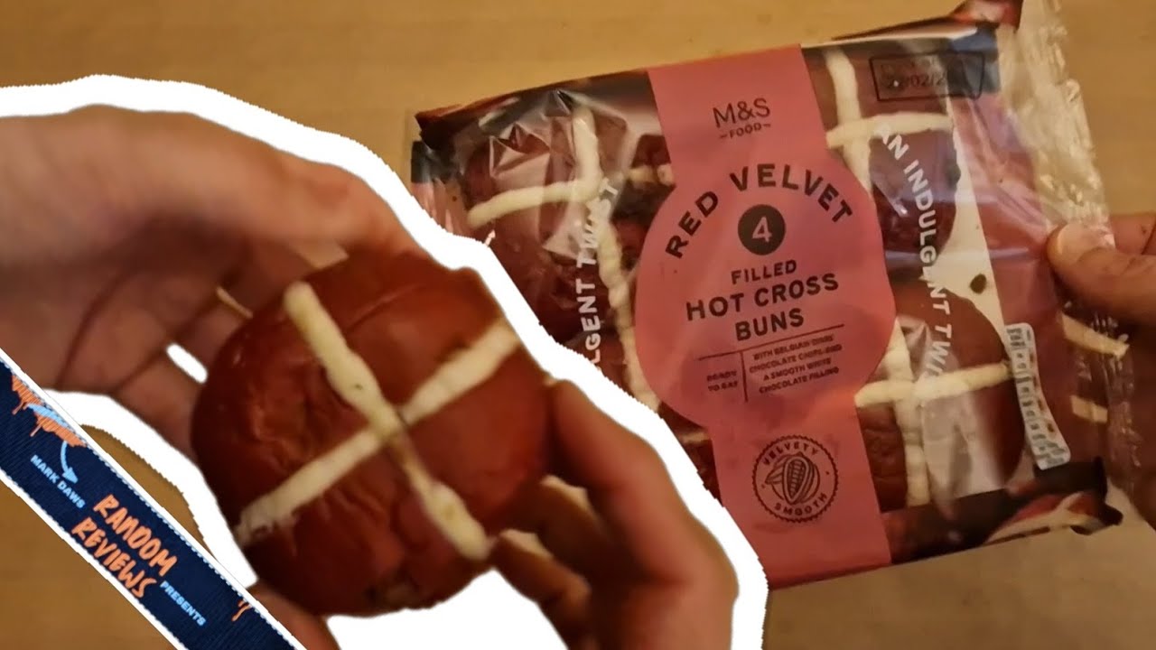 M&S Food Red Velvet Filled Hot Cross Buns - Random Reviews 