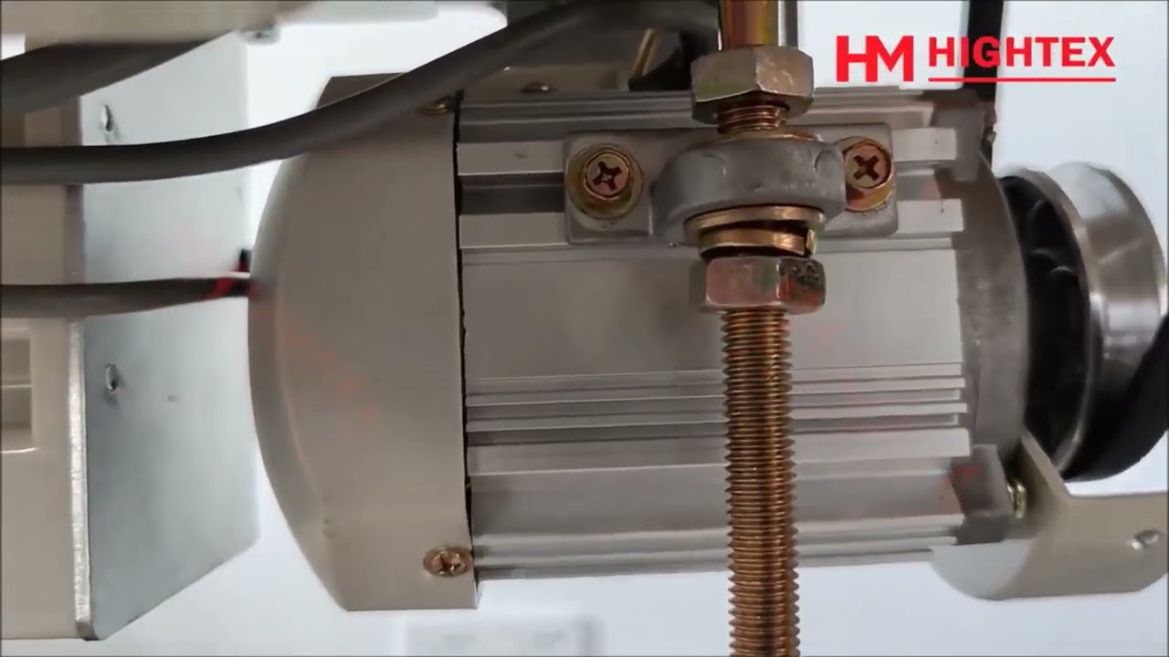 Reemplazando un motor de embrague por un motor servo de bajo consumo de energia.