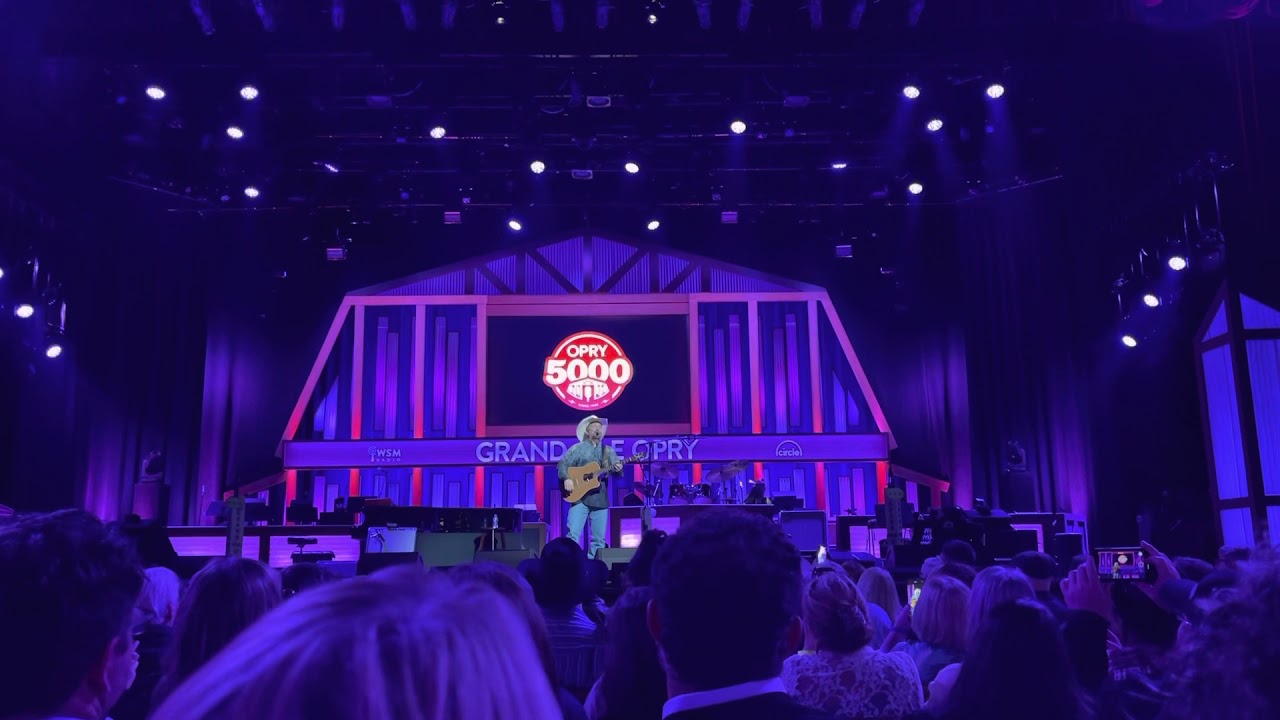 Opry 5000 - Garth & Trisha - Don’t Close Your Eyes / Three Wooden Crosses