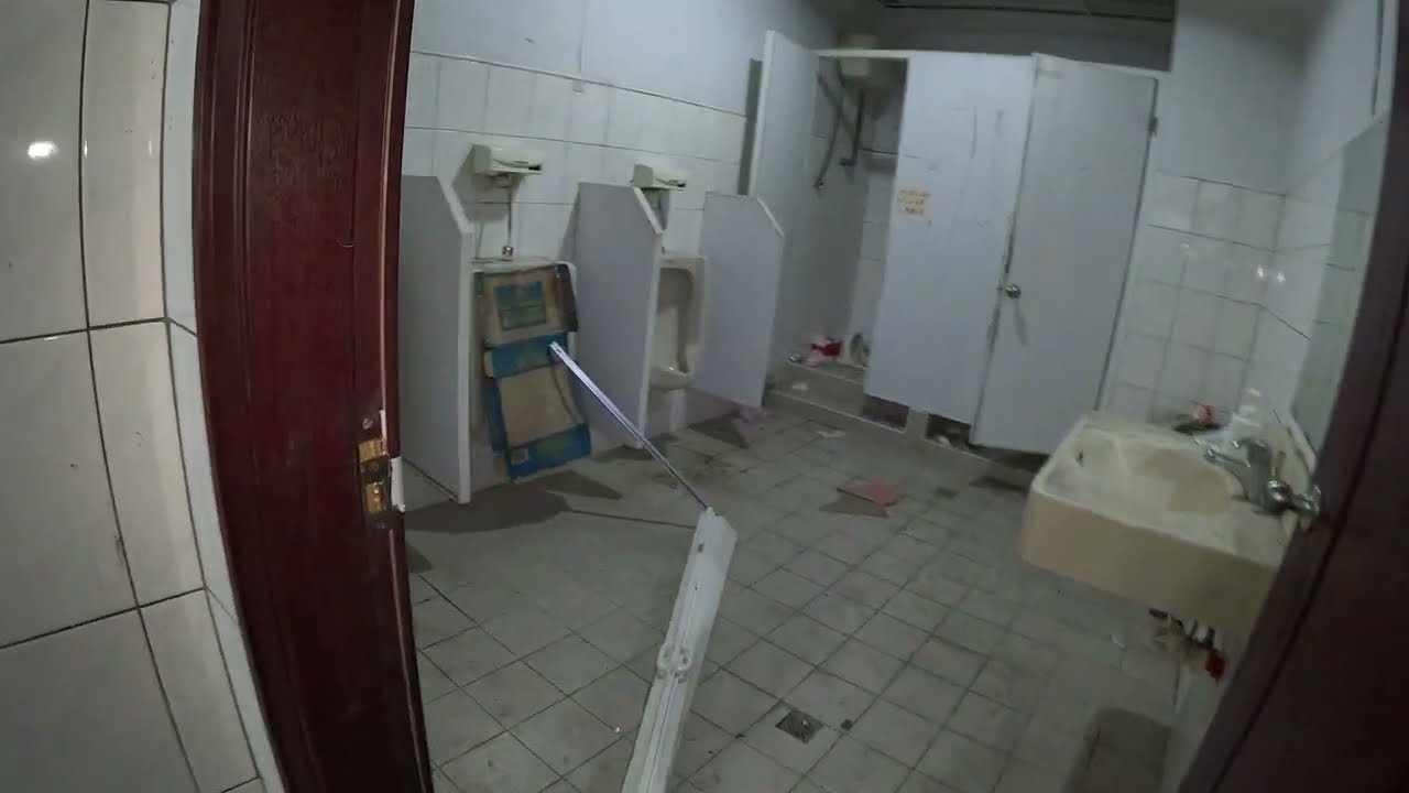 Abandoned poker 8 ball club hengchun Taiwan