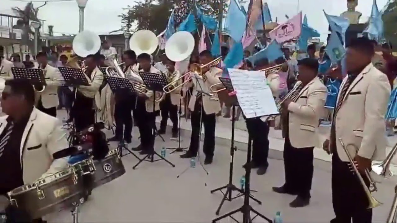 Banda de musicos LIBERAL STAR   Suspiros de amor